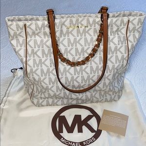 🌸Michael Kors🌸Signature Tote Handbag